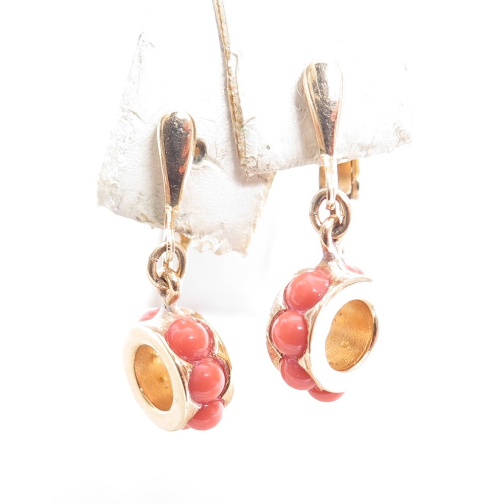 Vintage Crown Trifari‎ Coral Orange Stone Accent Drop Clip Earrings